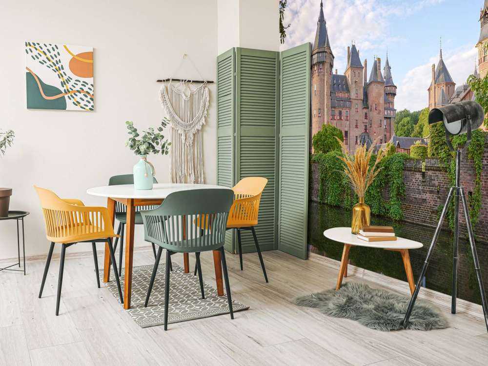 Castle de Haar from the water