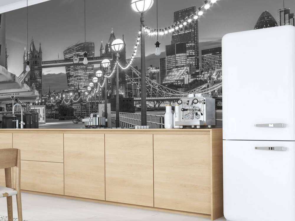 The road to Tower Bridge