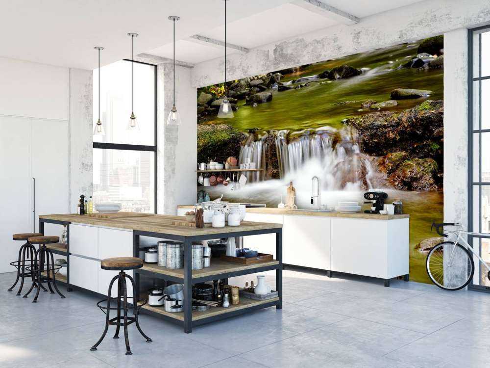 Detailed small waterfall