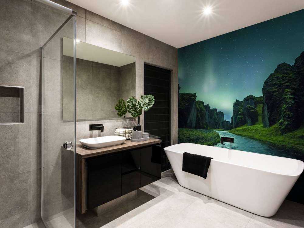 Northern lights above the mountains