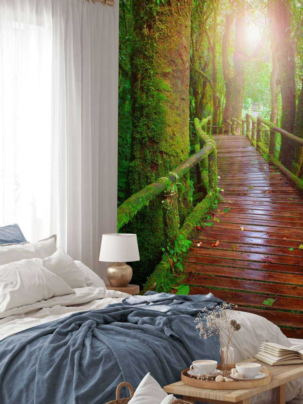 Behang met een houten brug