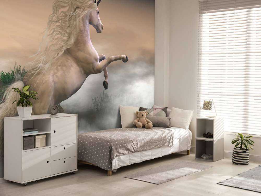 Rearing unicorn