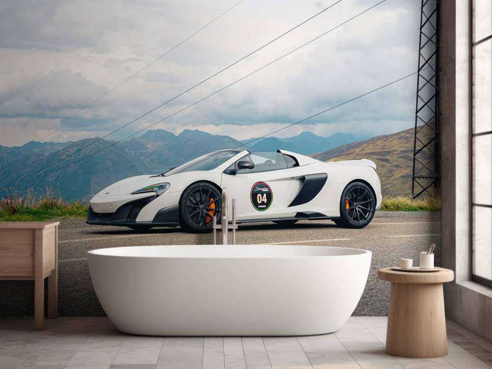 McLaren 675LT Spider Mountain View