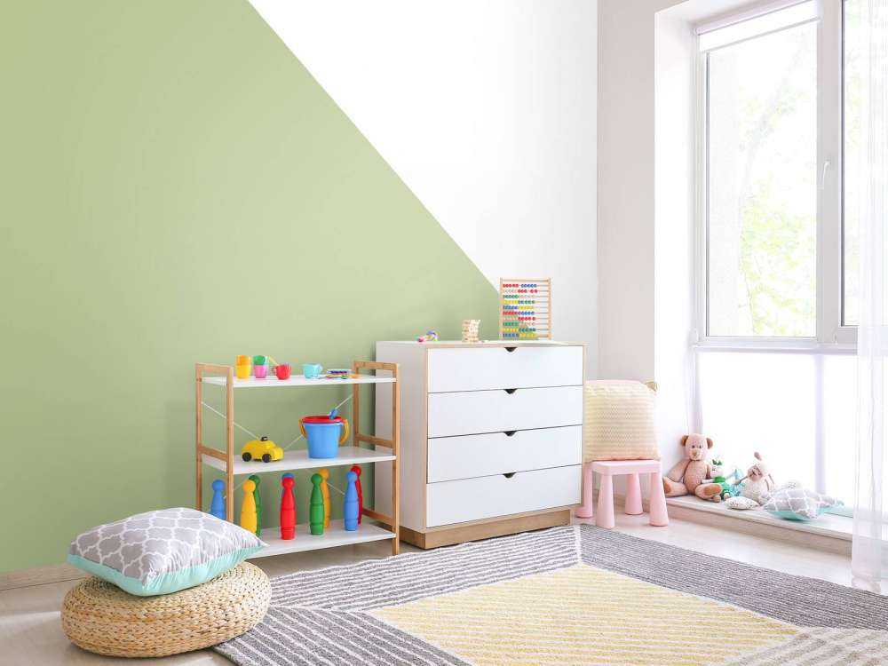 Triangle, light green