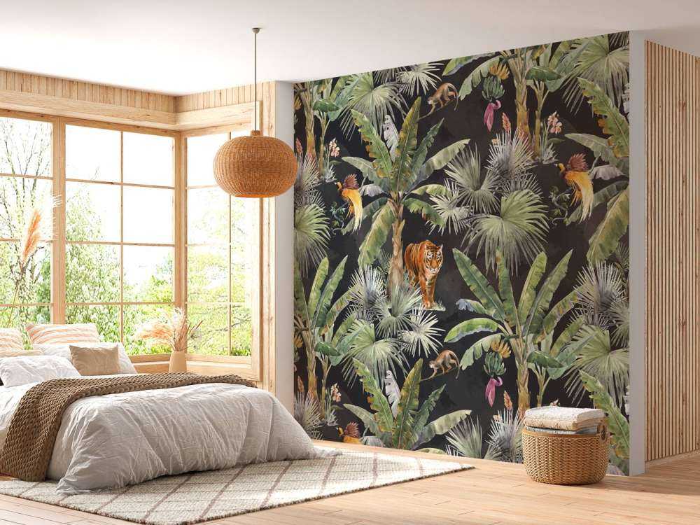 Palms and jungle animals