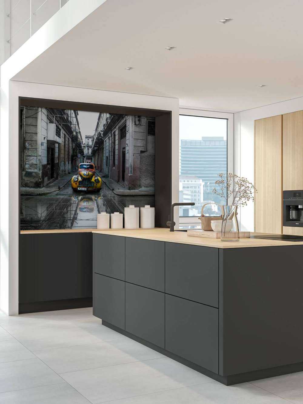 Classic old car in Havana, Cuba