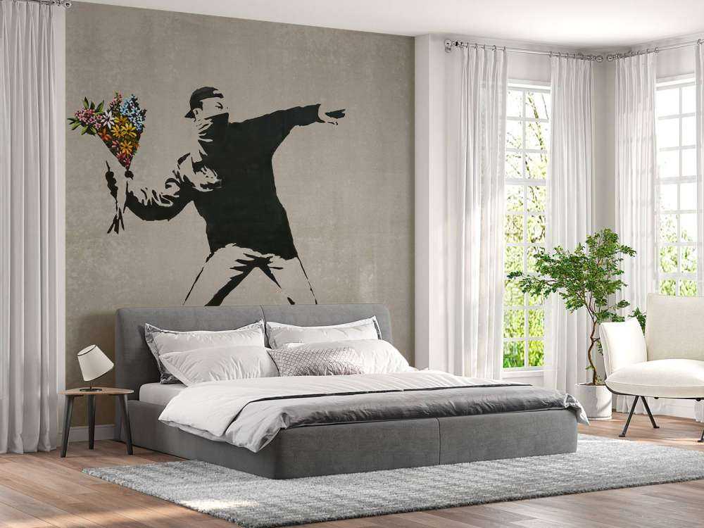 Banksy - Flower thrower, soft concrete