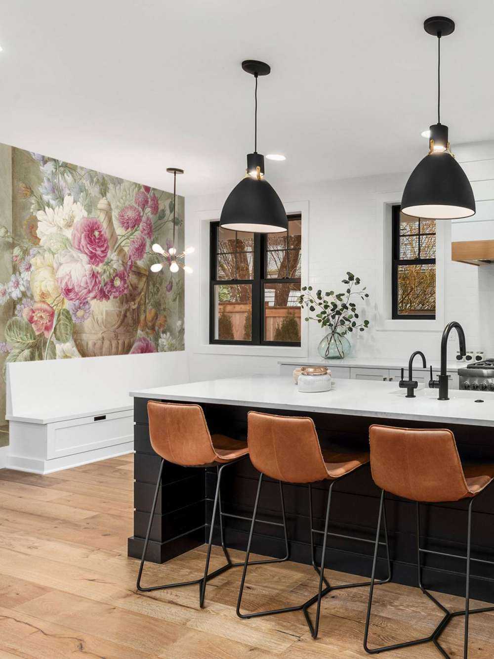 Vase with flowers, Pieter van Loo