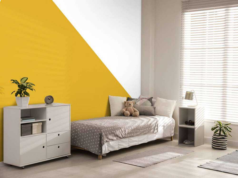 Triangle, ochre yellow