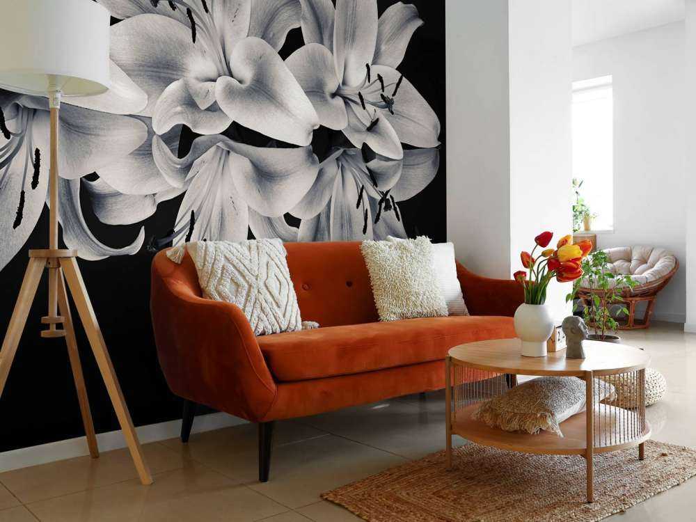 Flowers black and white