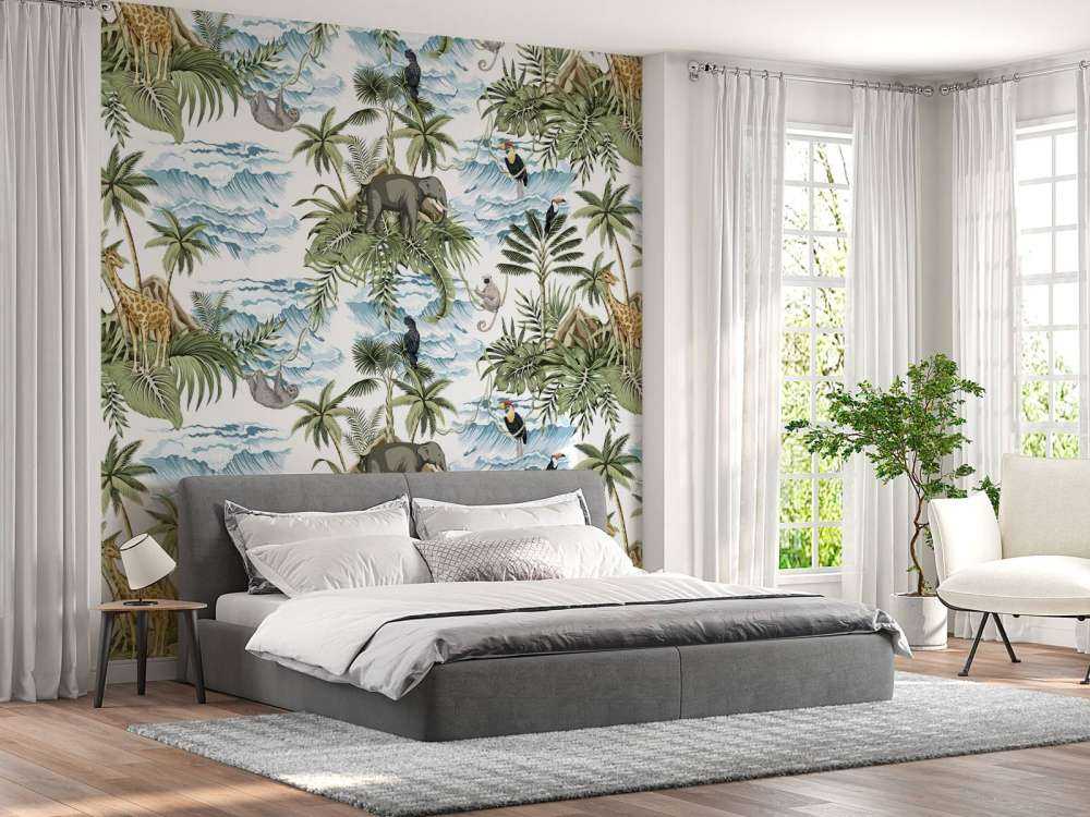 Animals between the leaves