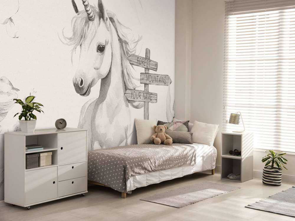 Baby unicorn with plants beige