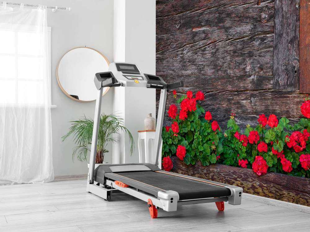 Old wood with flowers