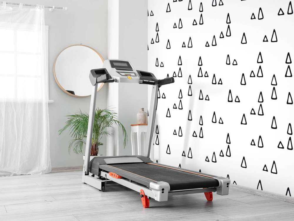 Triangles black and white