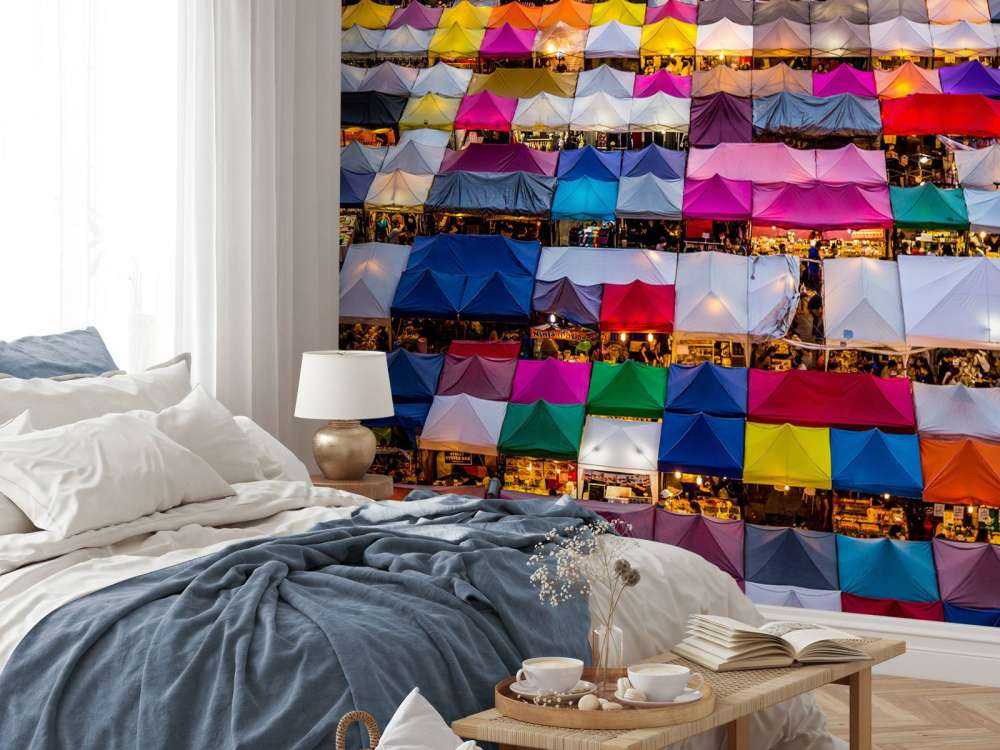 Coloured market