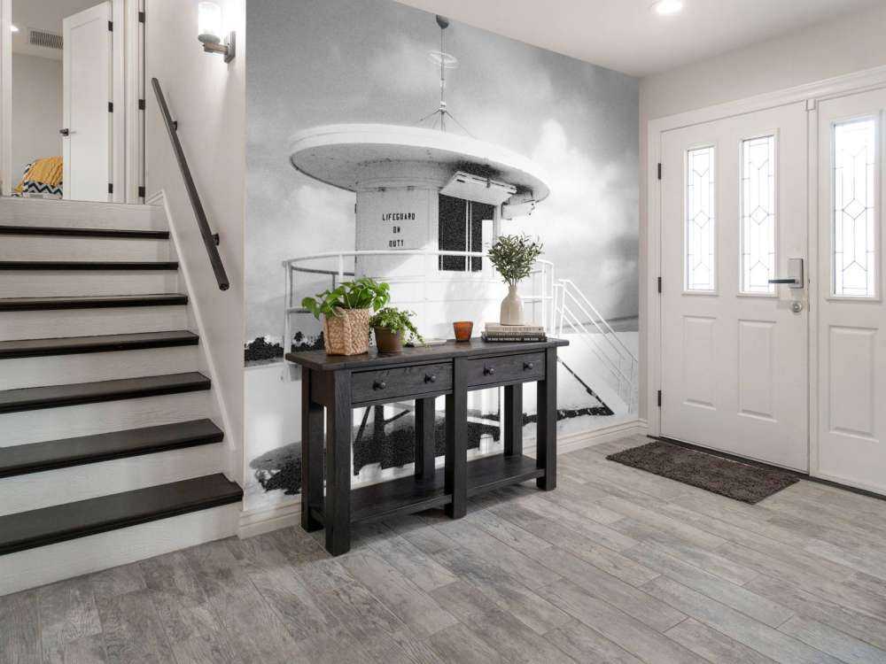 Life Guard Black & White