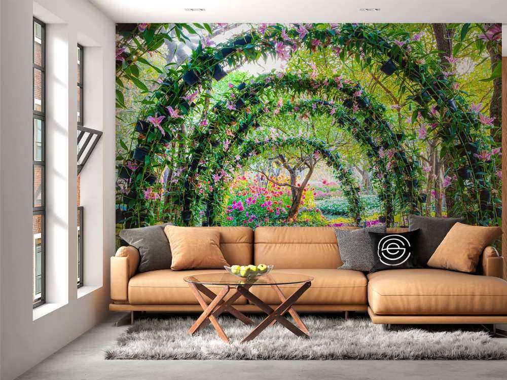 Bloemenbogen in een parkje