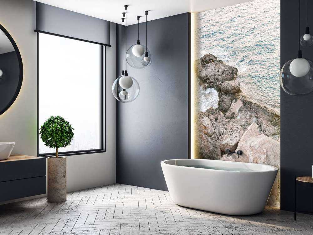 Blauw water met rotsen