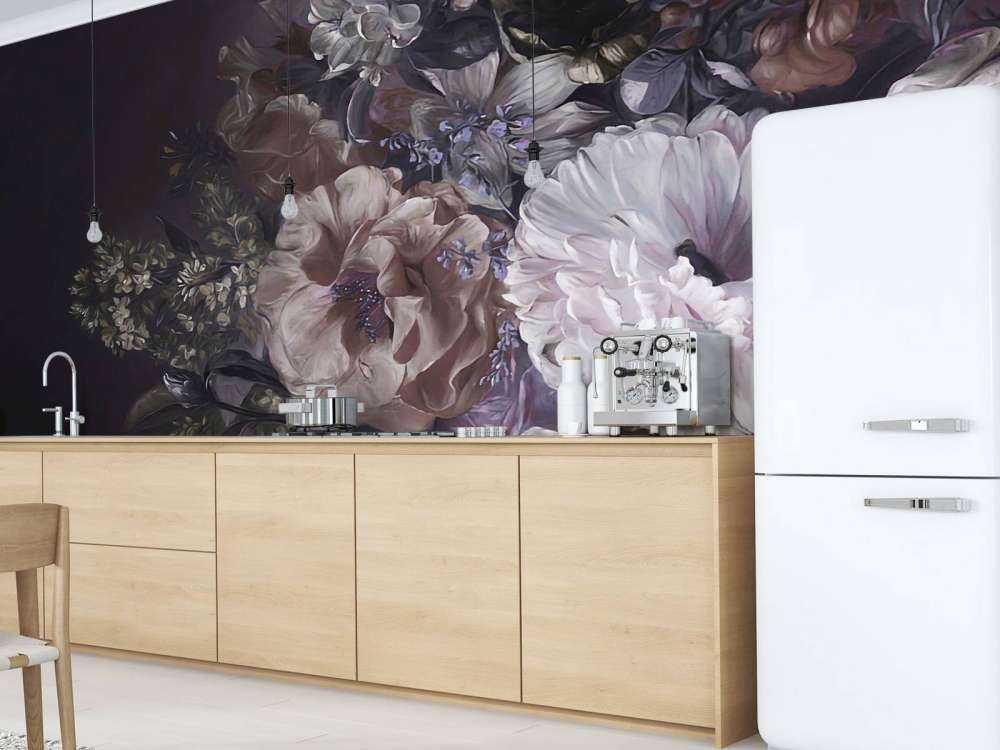 Bouquet with lilac cream