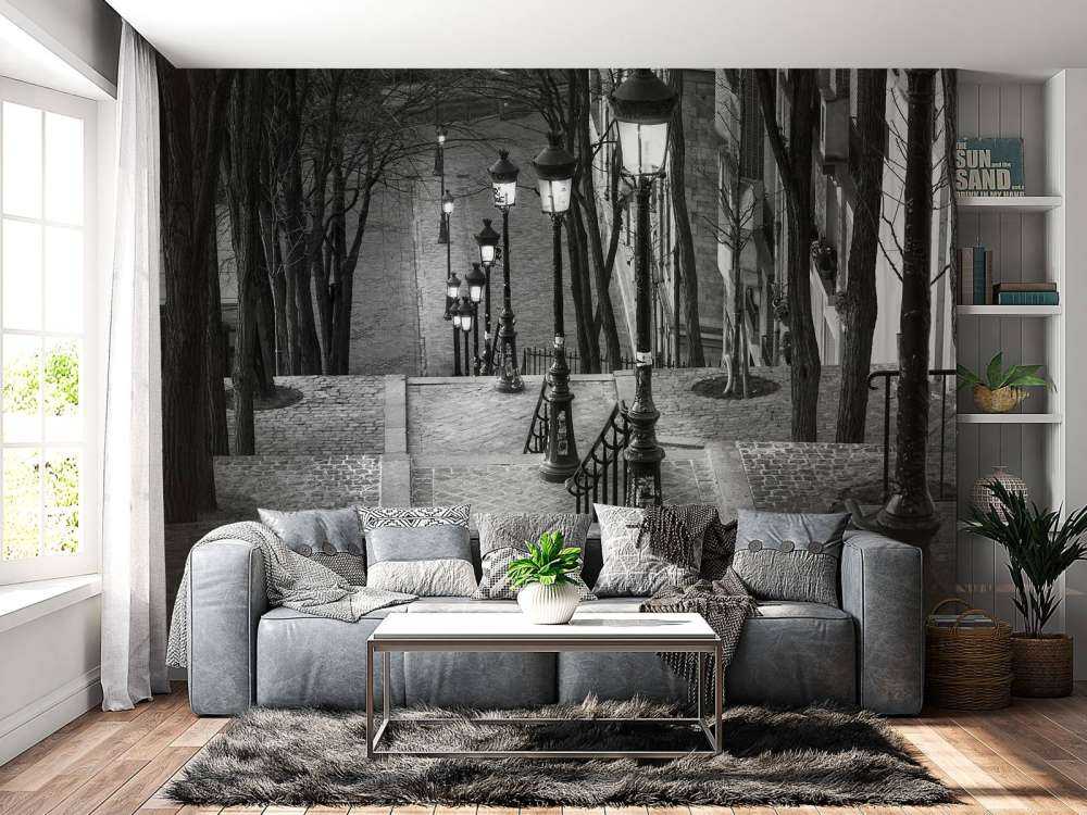 Quiet evening in Montmartre