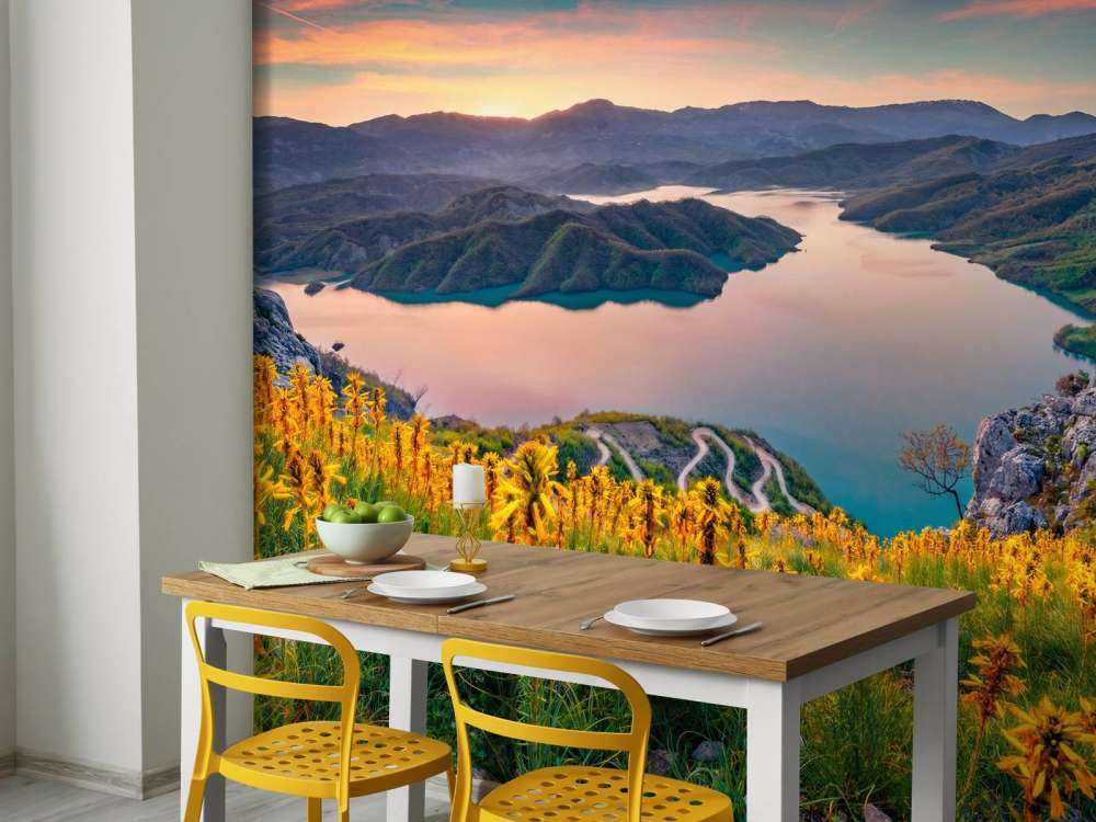 Sunrise on Lake Bovilla