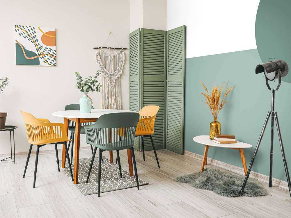 Plains and circles, green