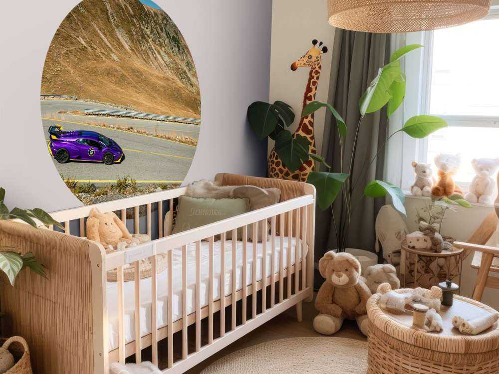 Lamborghini Huracán on mountain pass