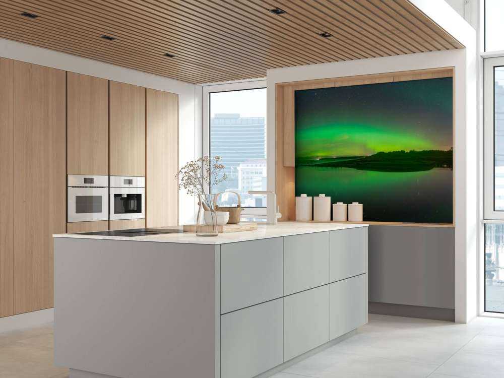 A bright northern lights