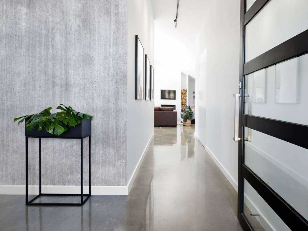 Concrete with stripes