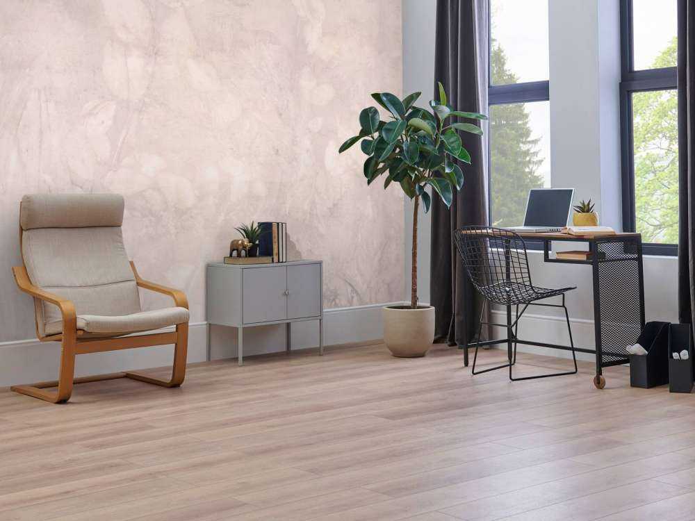 Wild bramble and plantain - dream world in watercolor