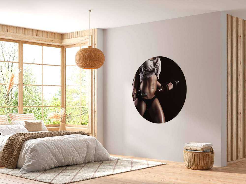 Woman with abdominal muscles
