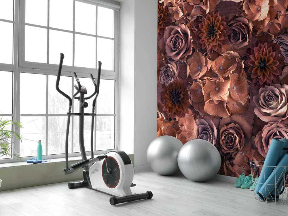 Hydrangeas, roses and dahlias