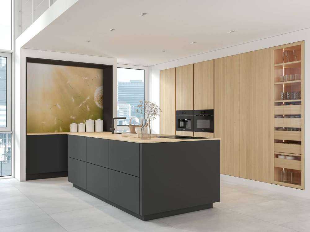 Dandelion in the wind