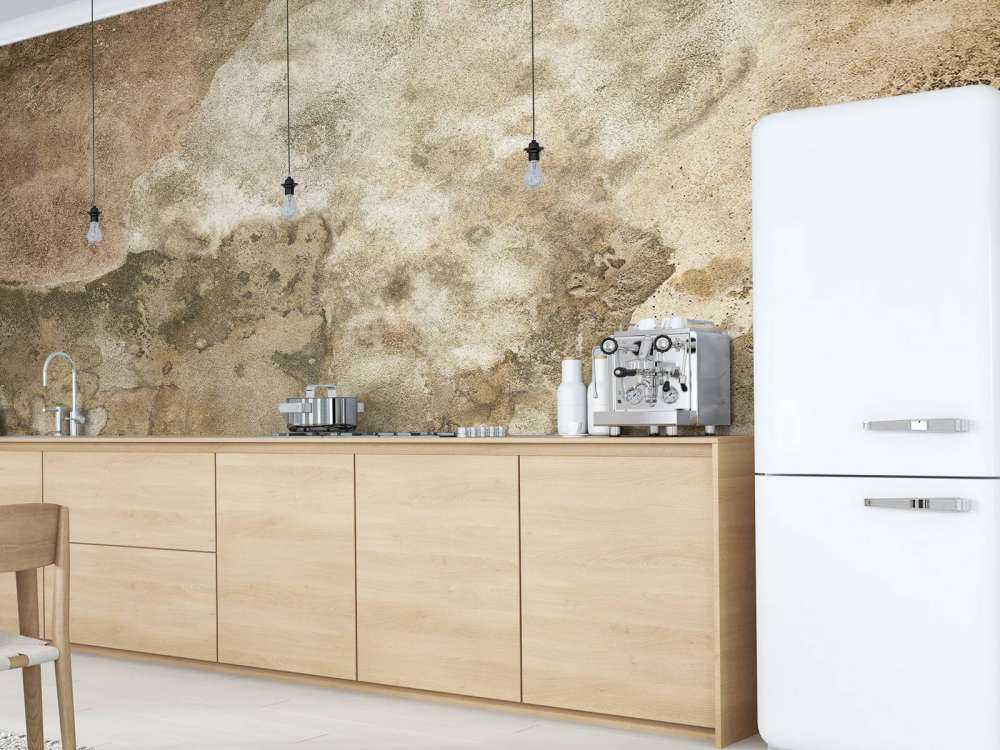 Layered concrete wall