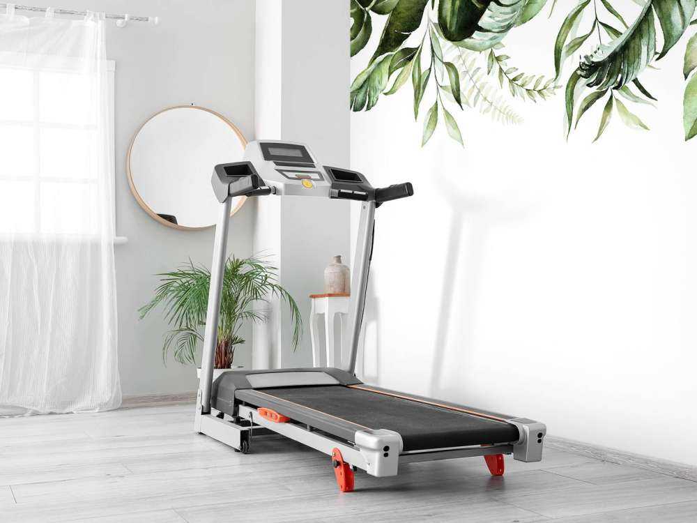 Tropical watercolour leaves