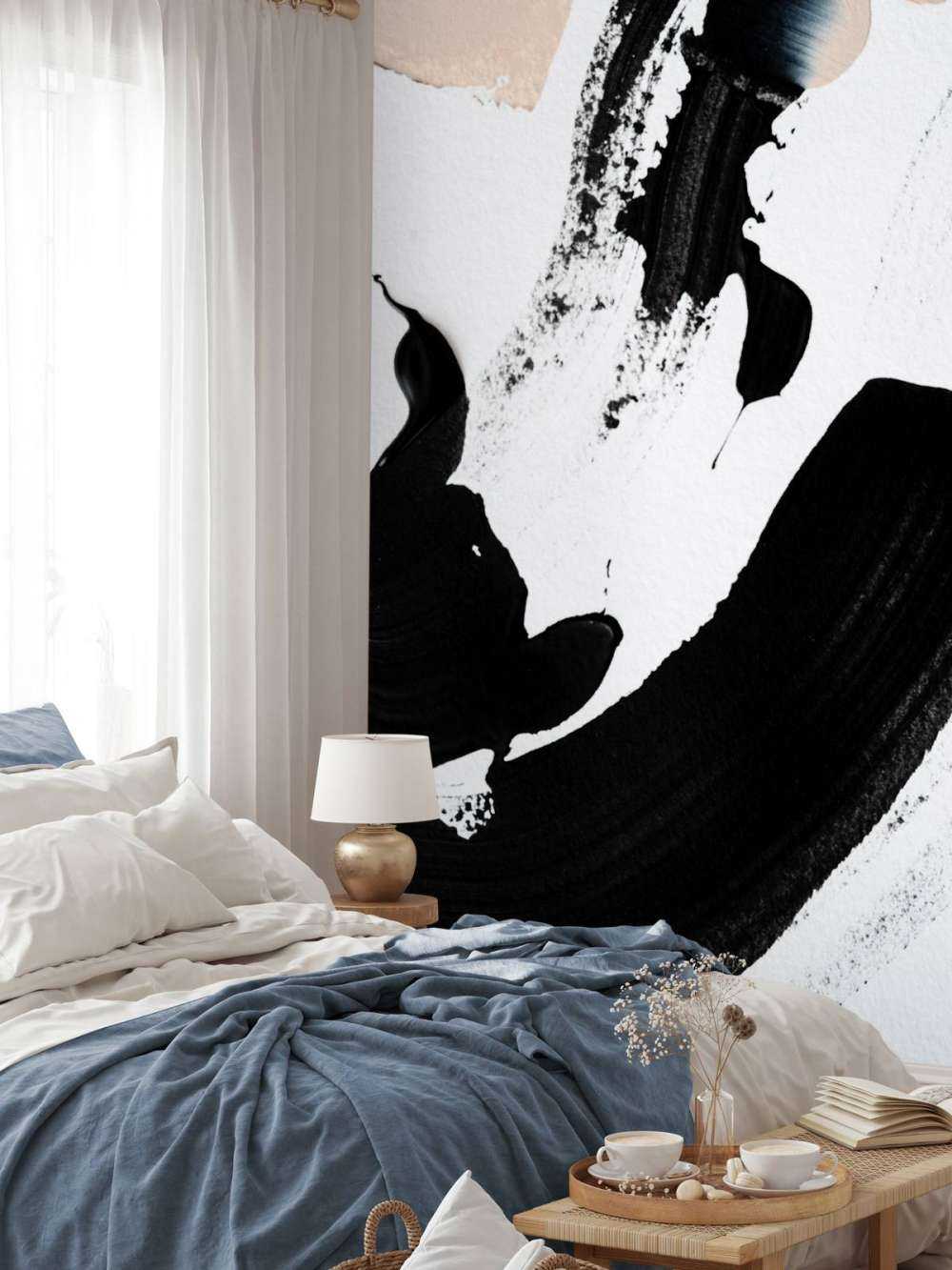 Black and Nude No 1