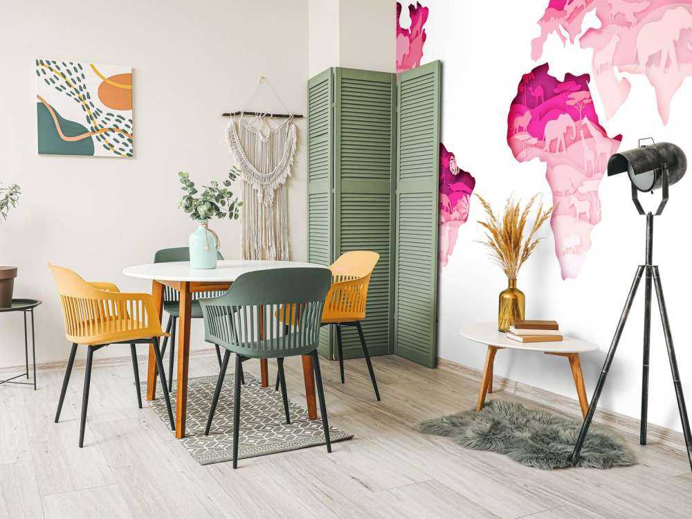 Dieren wereldkaart roze tinten