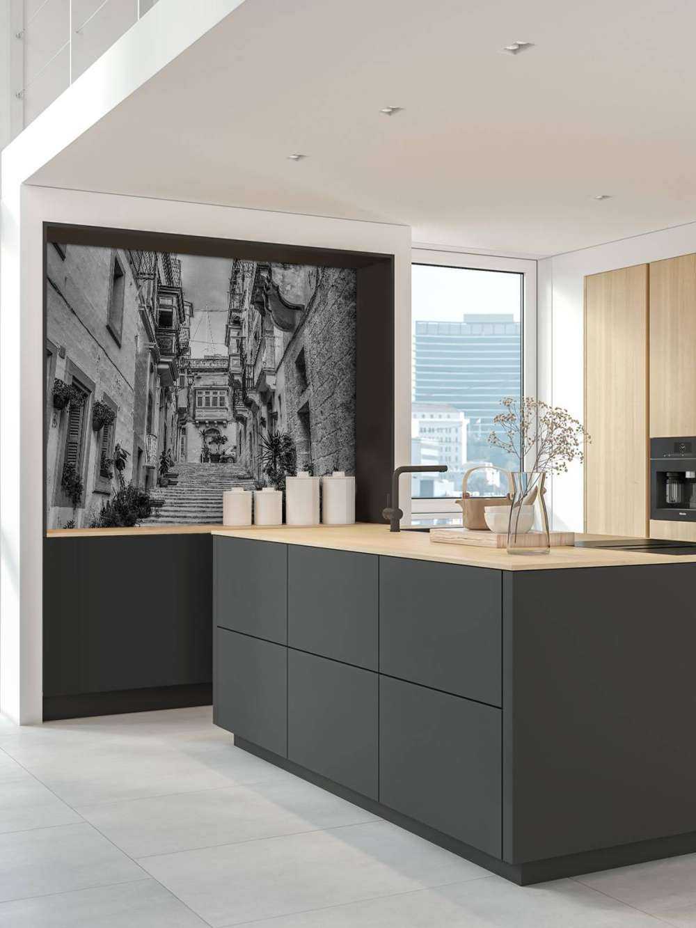 Narrow stairs in Malta