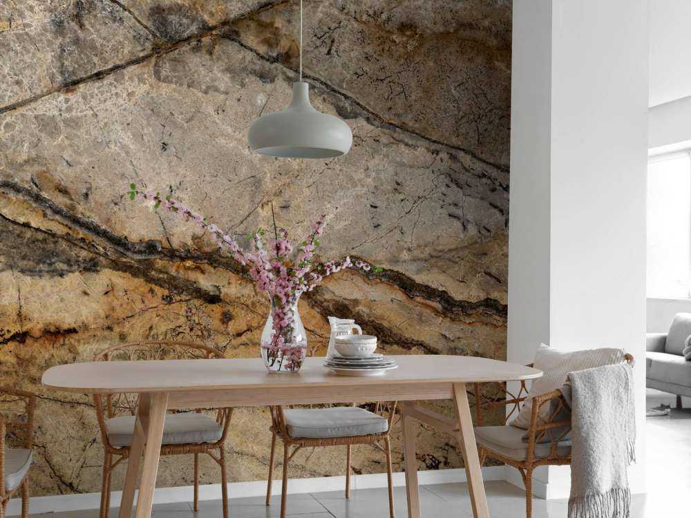 Sand-coloured marble with grooves