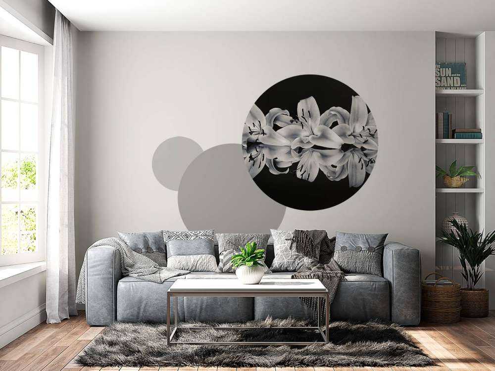 Flowers black and white