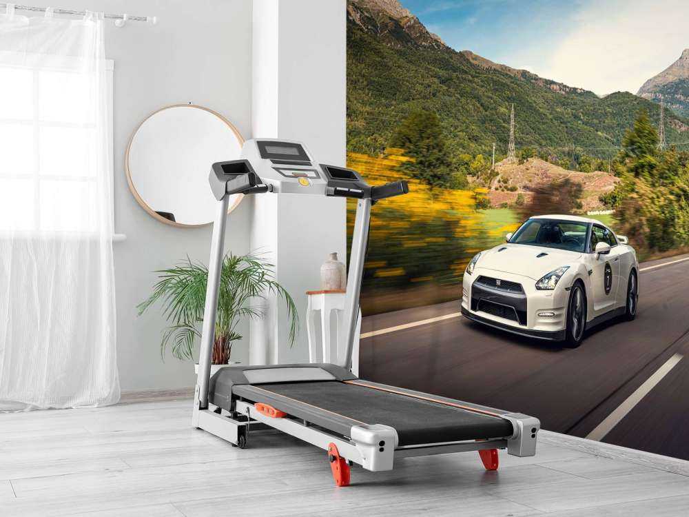 Nissan GT-R in full speed