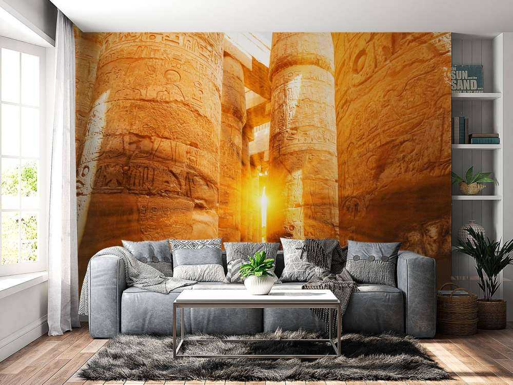 Sun through the ruins