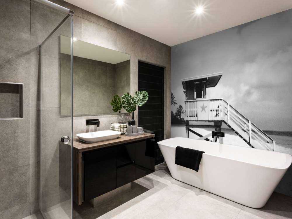 Beach Watch Black & White