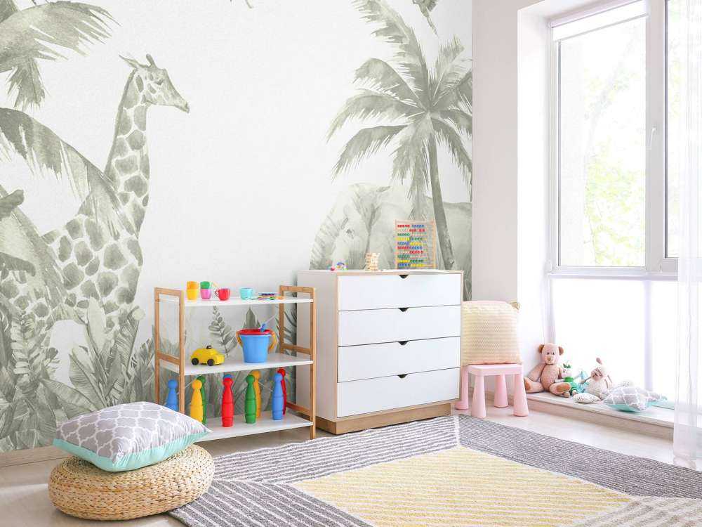 Various jungle animals in green