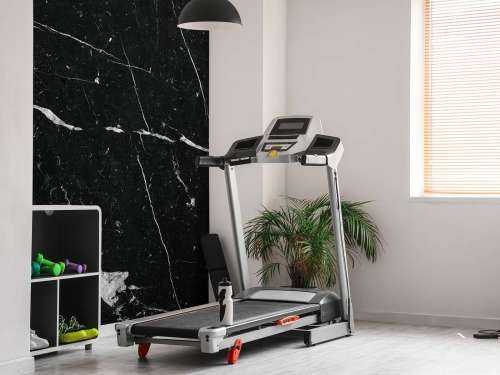 Black marble with white stripes