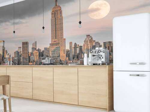 Empire State Building with skyline