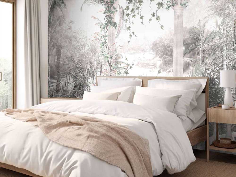 Tropical trees and leaves