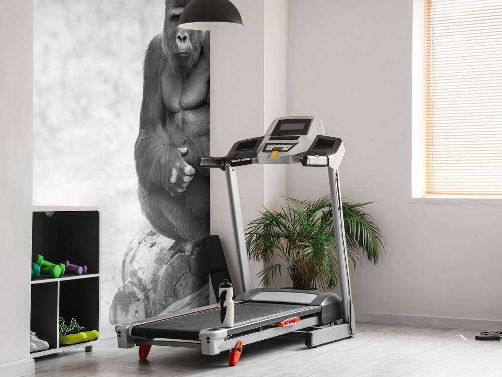 W04930