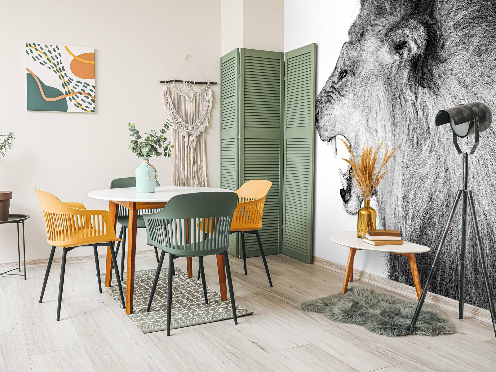 Roaring lion white