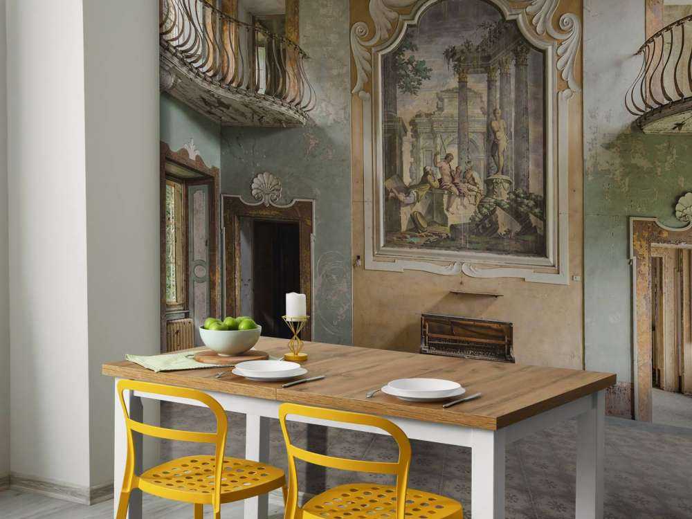 Prachtige ruimte in een verlaten gebouw